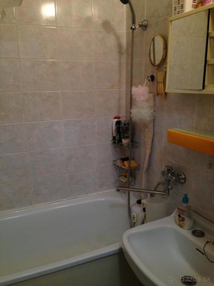 Na predaj 4 izbový byt na Tr. SNP v Košiciach