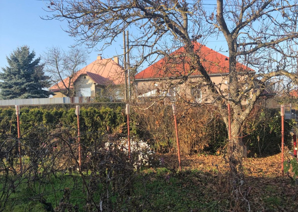 Na predaj pozemok vo výmere 450 m2