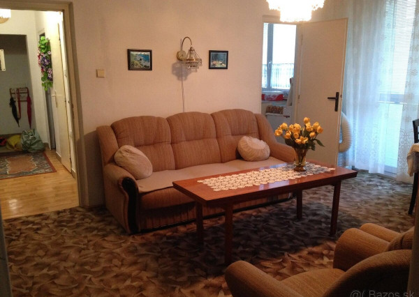 Na predaj 4 izbový byt na Tr. SNP v Košiciach